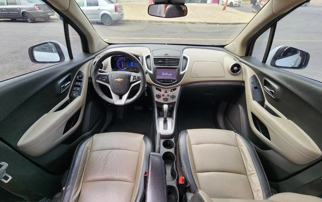 imagem-https://www.socarrao.com.br/sc-vehicle-images-prod/969038/1787755705196-7944442_15_B_54a78acf13.jpeg