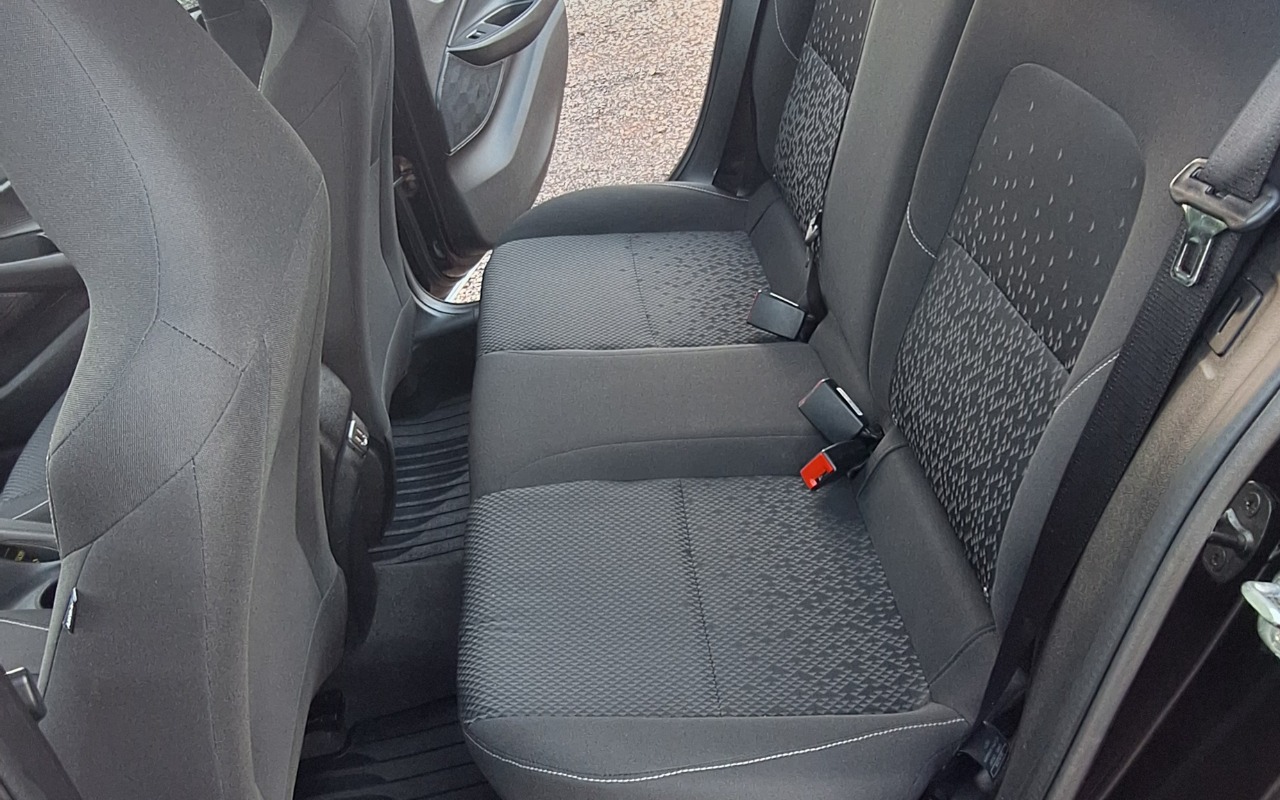 imagem-https://www.socarrao.com.br/sc-vehicle-images-prod/969362/1778602241181-MjAyNjA1MTJfMDc1MDAyLmpwZw.jpg