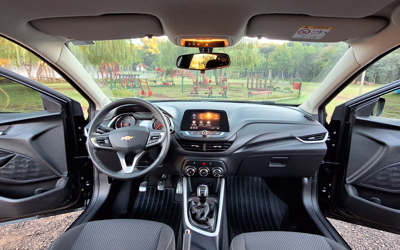 imagem-https://www.socarrao.com.br/sc-vehicle-images-prod/969362/1778602241810-MjAyNjA1MTJfMDc0OTAxLmpwZw.jpg