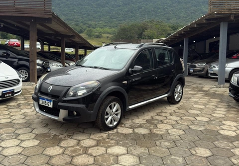 Renault Sandero 2014 Preto — foto 1 de 3