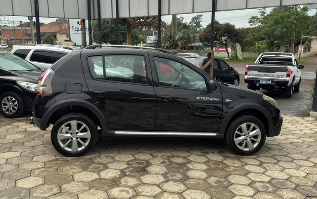 imagem-https://www.socarrao.com.br/sc-vehicle-images-prod/969694/1774890921893-07anXwAXyRuIocKTsNVrO7hMGmFa1ZKE.jpg