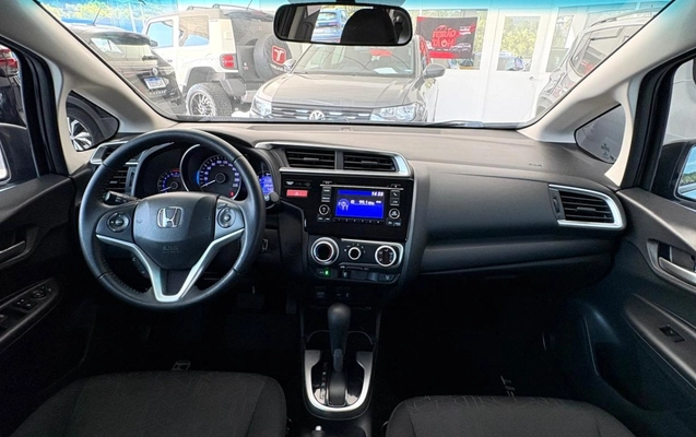 imagem-https://www.socarrao.com.br/sc-vehicle-images-prod/969744/1774892059551-V2hhdHNBcHAgSW1hZ2UgMjAyNi0wMy0yNiBhdCAxNi4wMi40Ny5qcGVn.jpeg