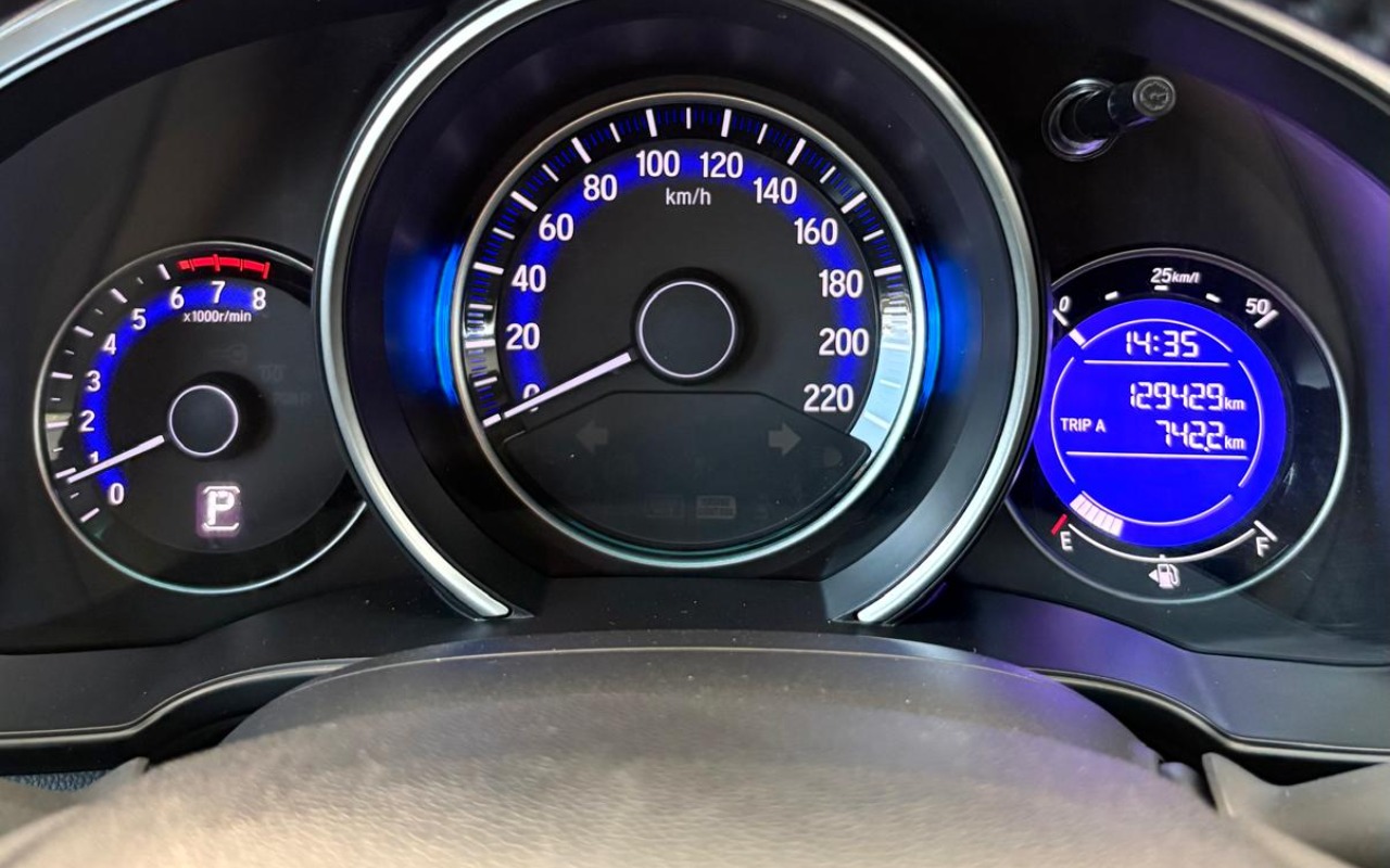 imagem-https://www.socarrao.com.br/sc-vehicle-images-prod/969744/1774892060541-V2hhdHNBcHAgSW1hZ2UgMjAyNi0wMy0yNiBhdCAxNi4wNC40NC5qcGVn.jpeg