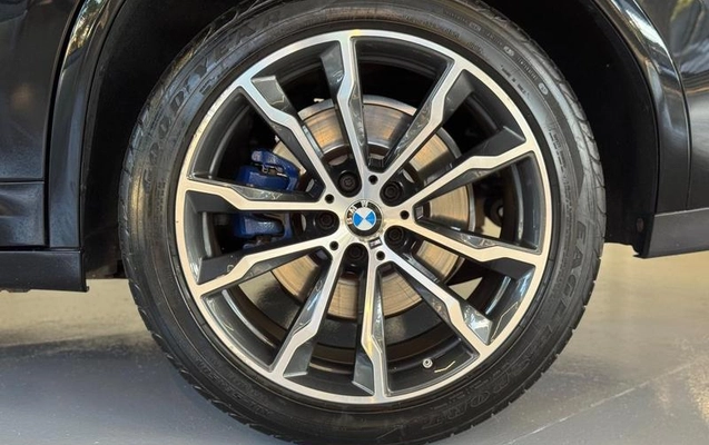 imagem-https://www.socarrao.com.br/sc-vehicle-images-prod/969782/1785873227329-7935734_14_B_6a676de3b1.jpeg