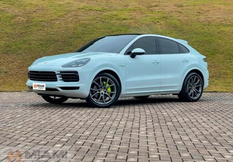 Porsche Cayenne 3.0 V6 (Híbrido) 2022 Branco — foto 1 de 3