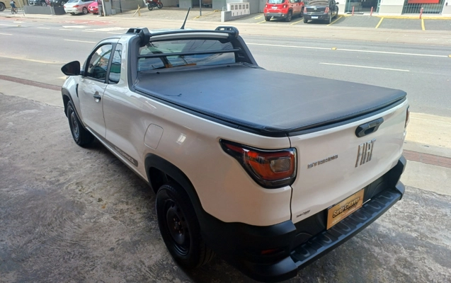 imagem-https://www.socarrao.com.br/sc-vehicle-images-prod/969895/1786478158330-app-photos-JFSTIv2te8mt7SsBQVUuVewDhlnenSqr.jpg