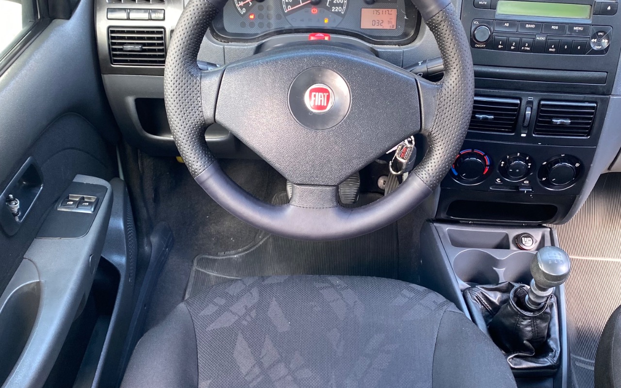imagem-https://www.socarrao.com.br/sc-vehicle-images-prod/970111/1774899857658-SU1HXzMxMDQuanBlZw.jpeg