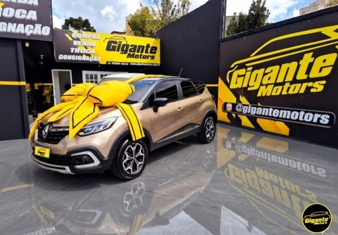 Renault Captur 2022 Bege — foto 1 de 3