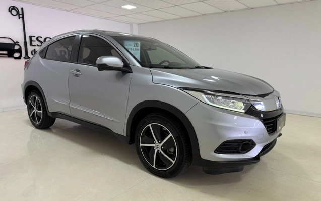imagem-https://www.socarrao.com.br/sc-vehicle-images-prod/970145/1774900426325-V2hhdHNBcHAgSW1hZ2UgMjAyNi0wMy0zMCBhdCAxNS40Ny4zOS5qcGVn.jpeg
