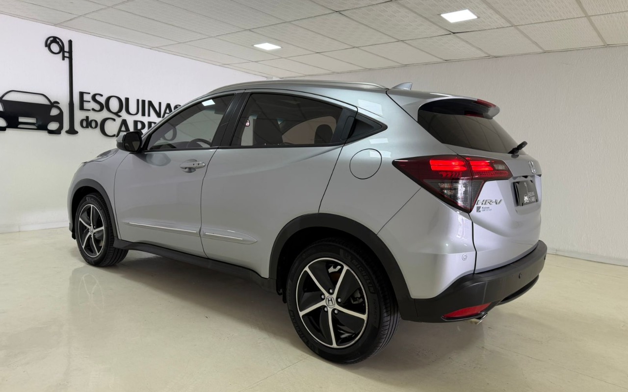 imagem-https://www.socarrao.com.br/sc-vehicle-images-prod/970145/1774900426754-V2hhdHNBcHAgSW1hZ2UgMjAyNi0wMy0zMCBhdCAxNS40Ny40MC5qcGVn.jpeg