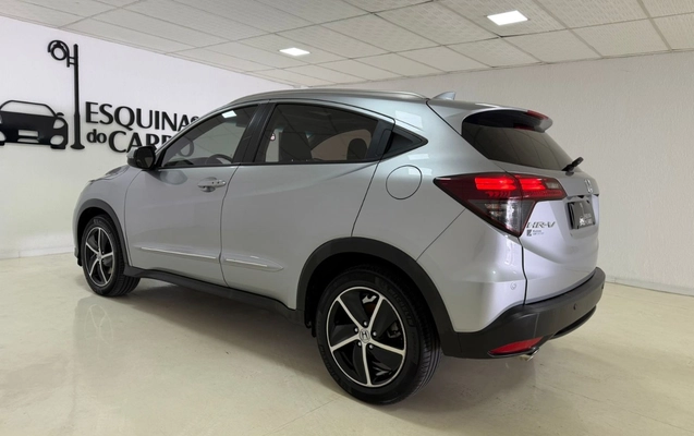 imagem-https://www.socarrao.com.br/sc-vehicle-images-prod/970145/1774900426754-V2hhdHNBcHAgSW1hZ2UgMjAyNi0wMy0zMCBhdCAxNS40Ny40MC5qcGVn.jpeg