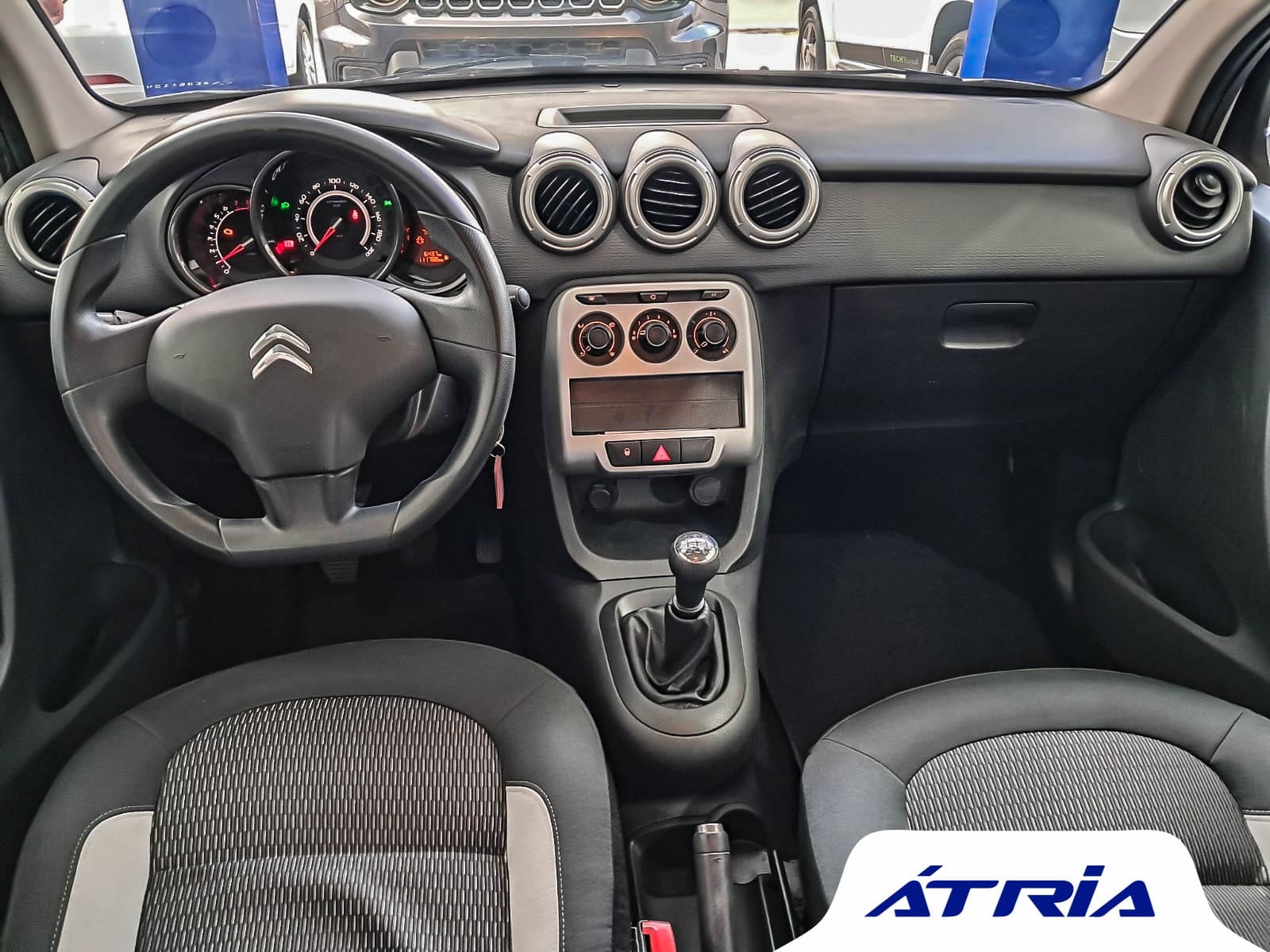 imagem-https://www.socarrao.com.br/sc-vehicle-images-prod/9702/1769987879126-6402700OR_1735820838_41_650.jpg