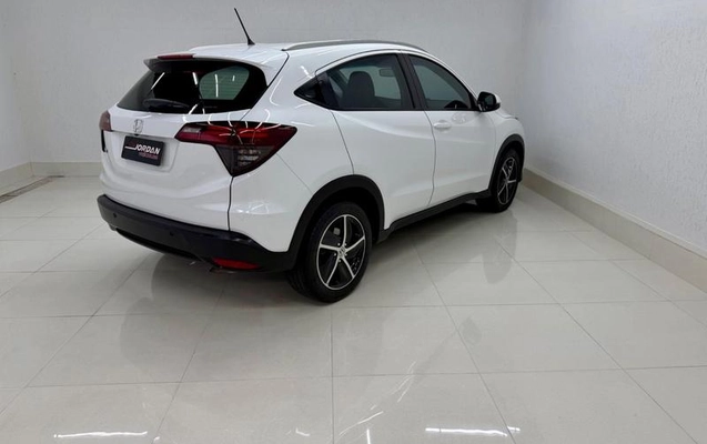 imagem-https://www.socarrao.com.br/sc-vehicle-images-prod/970491/1791411017100-7948084_9_B_9407f78531.jpeg