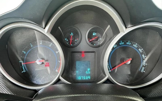 imagem-https://www.socarrao.com.br/sc-vehicle-images-prod/970519/1787851582663-7941166_14_B_a57982340a.jpeg