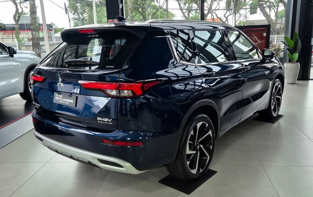 imagem-https://www.socarrao.com.br/sc-vehicle-images-prod/971615/1774961885127-MjAyNjAzMzBfMTcwMDM3LmpwZw.jpg