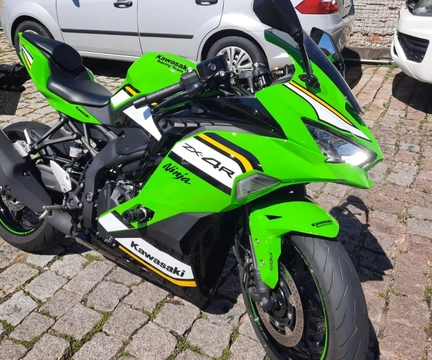 KAWASAKI NINJA ZX-4R 2025 Verde — foto 1 de 3