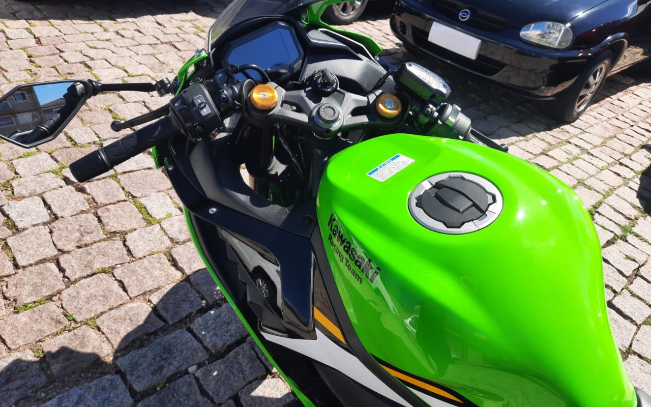 imagem-https://www.socarrao.com.br/sc-vehicle-images-prod/971693/1774964086659-SU1HLTIwMjYwMzMwLVdBMDAxNS5qcGc.jpg