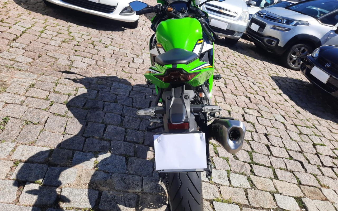 imagem-https://www.socarrao.com.br/sc-vehicle-images-prod/971693/1774964088319-SU1HLTIwMjYwMzMwLVdBMDAyNC5qcGc.jpg