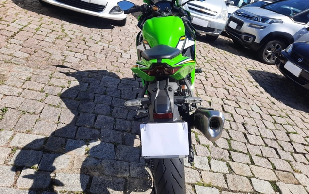 imagem-https://www.socarrao.com.br/sc-vehicle-images-prod/971693/1774964088319-SU1HLTIwMjYwMzMwLVdBMDAyNC5qcGc.jpg