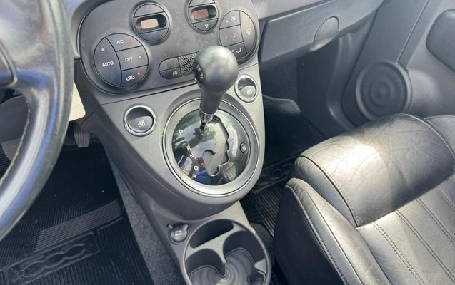 imagem-https://www.socarrao.com.br/sc-vehicle-images-prod/971765/1789388489275-7949204_13_B_72c9db7d30.jpeg