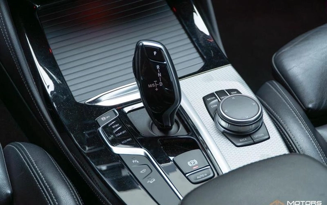 imagem-https://www.socarrao.com.br/sc-vehicle-images-prod/972074/1786477601157-7947766_2_B_ba6539ca6c.jpeg