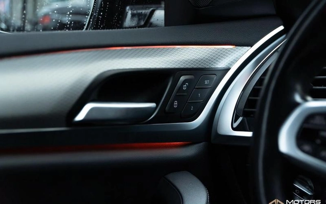 imagem-https://www.socarrao.com.br/sc-vehicle-images-prod/972074/1786477601160-7947766_16_B_c4603278c5.jpeg