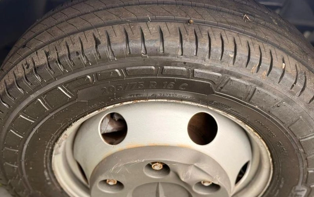imagem-https://www.socarrao.com.br/sc-vehicle-images-prod/972335/1789592056088-7950233_6_B_dee56481e2.jpeg