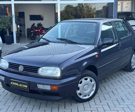 Volkswagen Golf GL 1.8/ 2.0i 4p 1995 Roxo — foto 1 de 3
