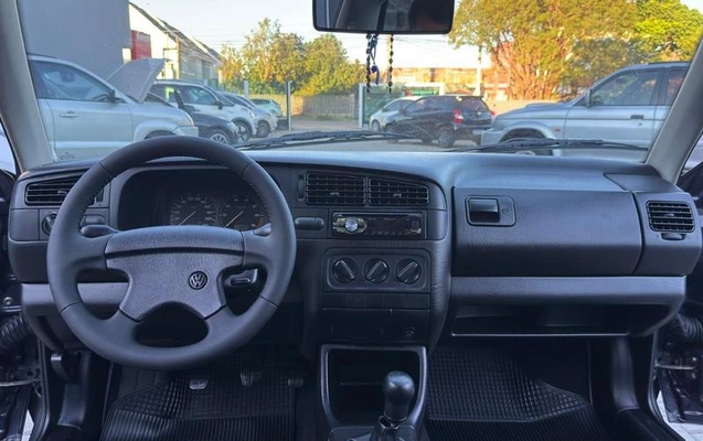 imagem-https://www.socarrao.com.br/sc-vehicle-images-prod/972372/1786803055844-7950130_8_B_101378f5cd.jpeg