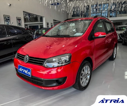 Volkswagen SpaceFox 2014 Vermelho — foto 1 de 3