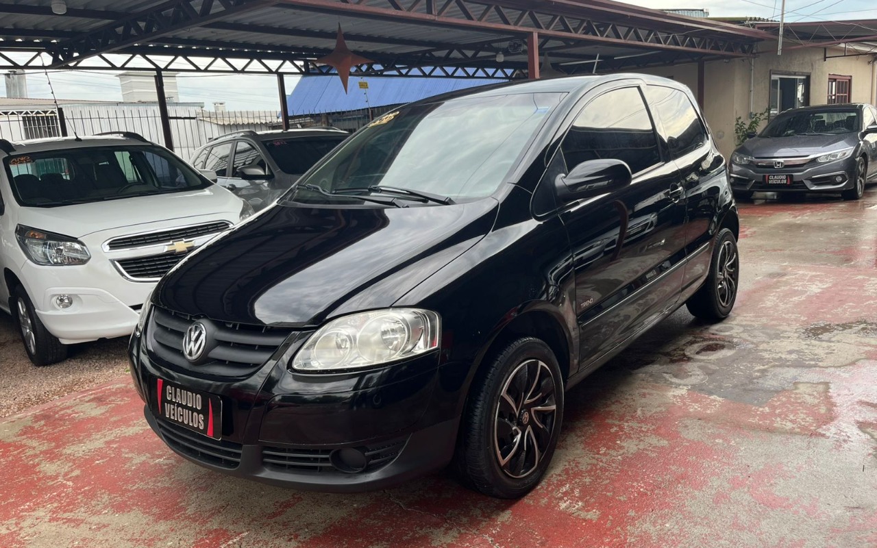 Volkswagen Fox 1.0 Mi Total Flex 8V 3p na cor Preto no Canoas / RS - 973011