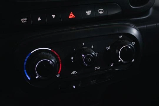 imagem-https://www.socarrao.com.br/sc-vehicle-images-prod/973022/1775735117933-6f7ceb96-5238-4042-a270-50a4528ddf31.jpg