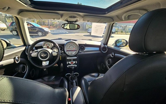 imagem-https://www.socarrao.com.br/sc-vehicle-images-prod/973138/1789228405304-7949830_3_B_e303063171.jpeg