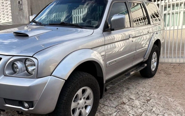 imagem-https://www.socarrao.com.br/sc-vehicle-images-prod/973220/1775001528326-SU1HLTIwMjYwMzI0LVdBMDA3NC5qcGc.jpg