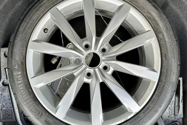 imagem-https://www.socarrao.com.br/sc-vehicle-images-prod/973327/1785942145990-7950731_14_B_6c0e43230d.jpeg