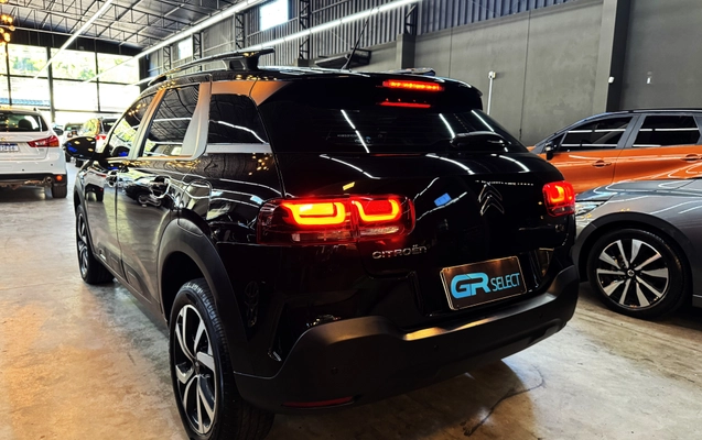 imagem-https://www.socarrao.com.br/sc-vehicle-images-prod/973357/1776860048382-003_8ba2dd4b698a3429610fbc2b9bd31af4.jpg