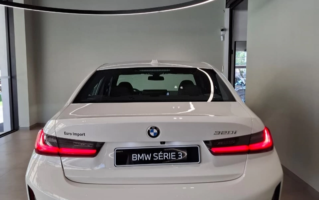 imagem-https://www.socarrao.com.br/sc-vehicle-images-prod/973977/1787252120076-624775175