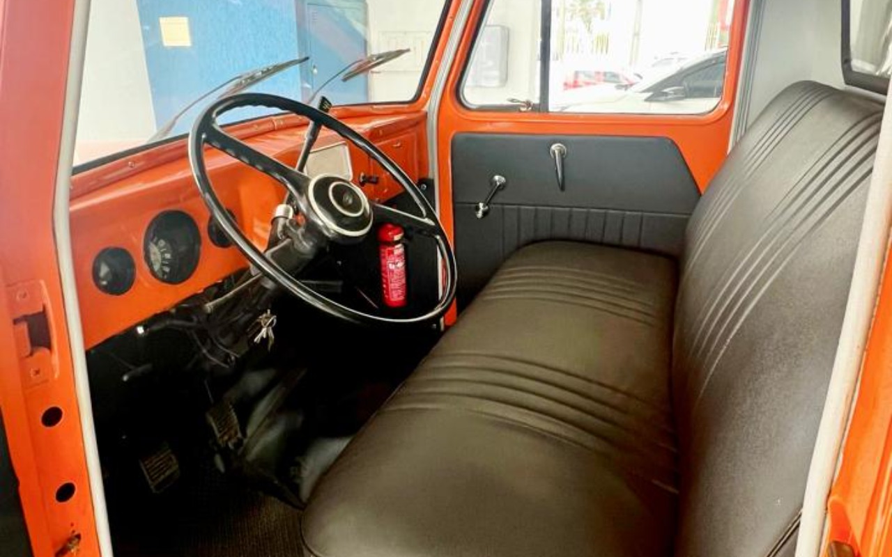 imagem-https://www.socarrao.com.br/sc-vehicle-images-prod/974345/1775045687972-MTAuanBlZw.jpeg