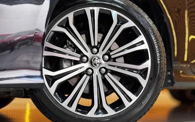 imagem-https://www.socarrao.com.br/sc-vehicle-images-prod/974977/1787926441689-7858886_3_B_29f8a938fa.jpeg
