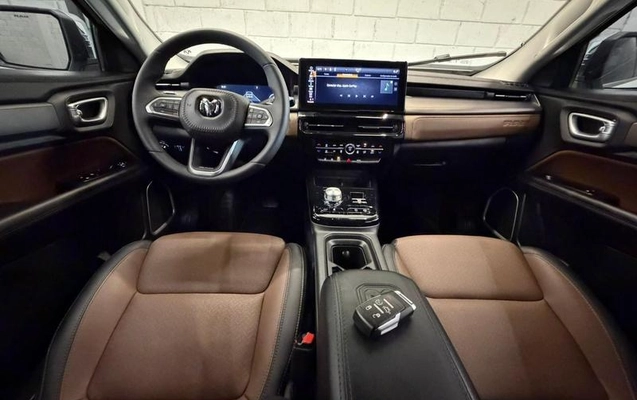 imagem-https://www.socarrao.com.br/sc-vehicle-images-prod/975588/1782828348174-7801077_7_B_476bc72ab7.jpeg