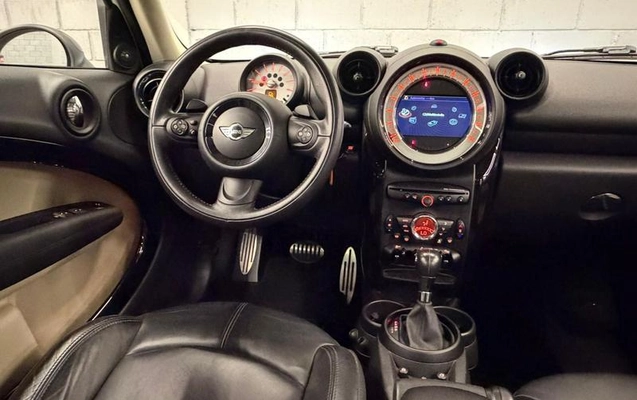 imagem-https://www.socarrao.com.br/sc-vehicle-images-prod/975595/1782826842893-7817471_8_B_e074c5831f.jpeg