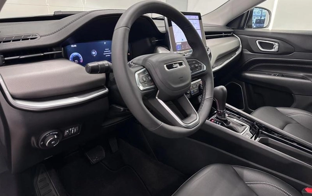 imagem-https://www.socarrao.com.br/sc-vehicle-images-prod/975664/1788976542731-7912829_16_B_2c20cf2bac.jpeg