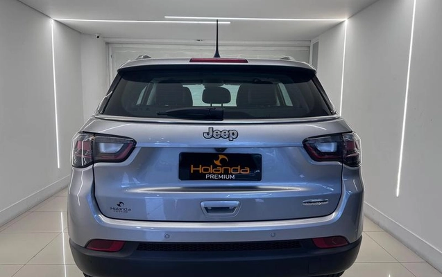 imagem-https://www.socarrao.com.br/sc-vehicle-images-prod/975664/1788976542754-7912829_30_B_3a53e62eda.jpeg