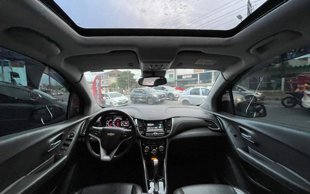 imagem-https://www.socarrao.com.br/sc-vehicle-images-prod/977244/1781014032175-654c31f1fb9641daa1ebe81eb5df5ca9_1775053651452.jpeg