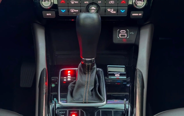 imagem-https://www.socarrao.com.br/sc-vehicle-images-prod/977381/1789157546376-cacbf02b8f8a4bd48e77981fd0ccb703_1784227336568.jpg