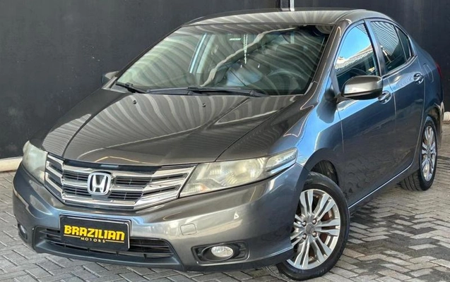 imagem-https://www.socarrao.com.br/sc-vehicle-images-prod/977630/1789479569417-7938604_0_B_4ae4a8b74a.jpeg