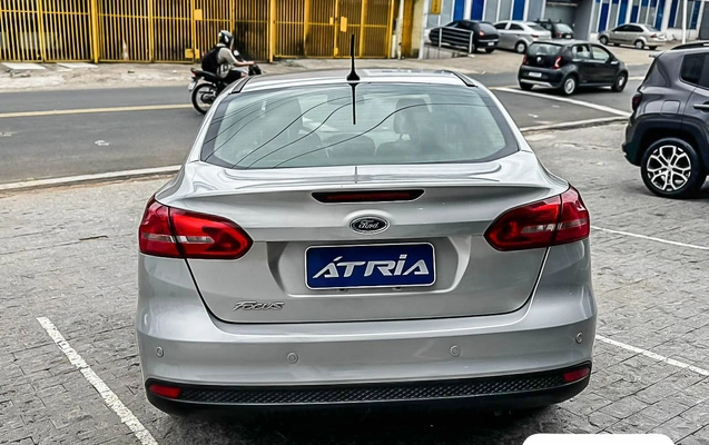 imagem-https://www.socarrao.com.br/sc-vehicle-images-prod/9778/1775483392322-06920dca-7ded-45d6-b7e9-f84a48e7dd20.jpg