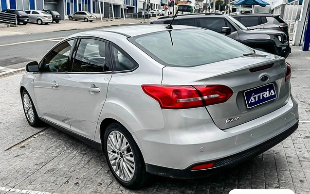 imagem-https://www.socarrao.com.br/sc-vehicle-images-prod/9778/1775483392323-da353ff9-f2b9-4805-a23c-b77a14dc4e4a.jpg