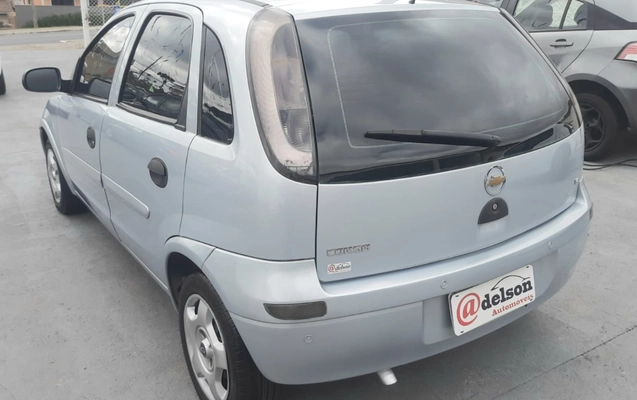 imagem-https://www.socarrao.com.br/sc-vehicle-images-prod/977849/1776269762371-Ni5qcGVn.jpeg