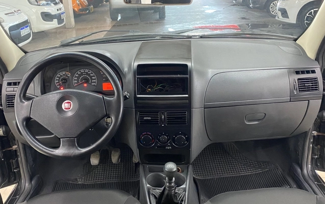 imagem-https://www.socarrao.com.br/sc-vehicle-images-prod/978083/1775066391029-SU1HXzc3NzEuanBlZw.jpeg